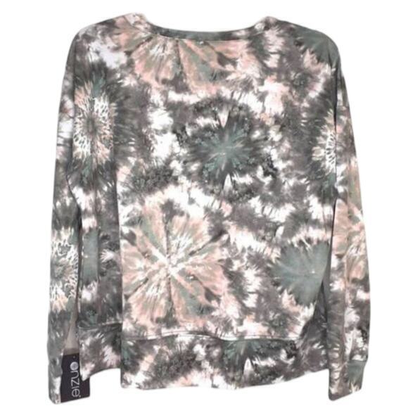 NEW Onzie x Revolve Lightweight Sweatshirt Size MEDIUM/LARGE Tie Dye High Low - Picture 3 of 7